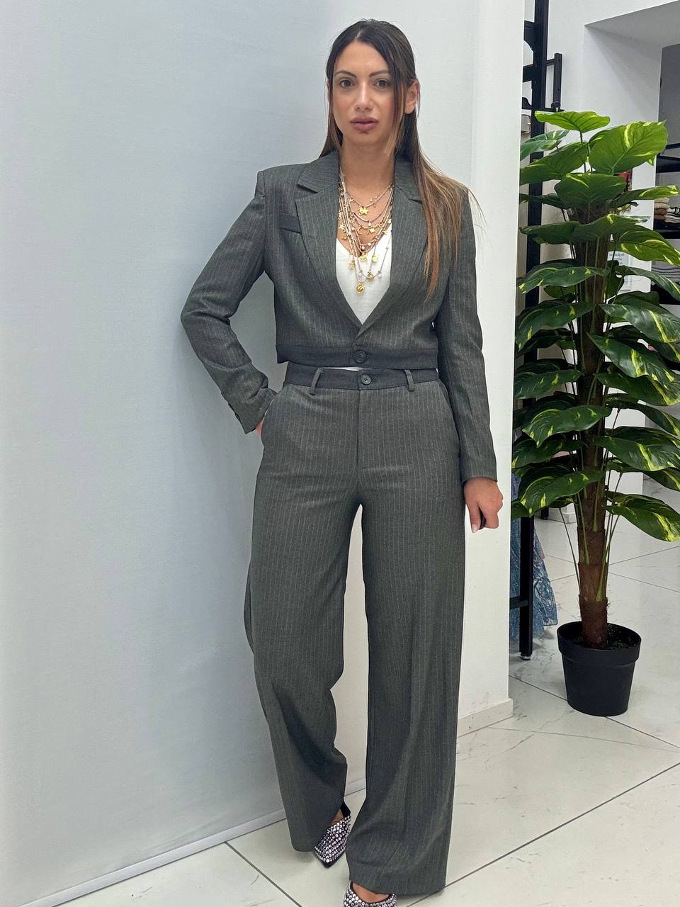 photo_5872773736514571438_y